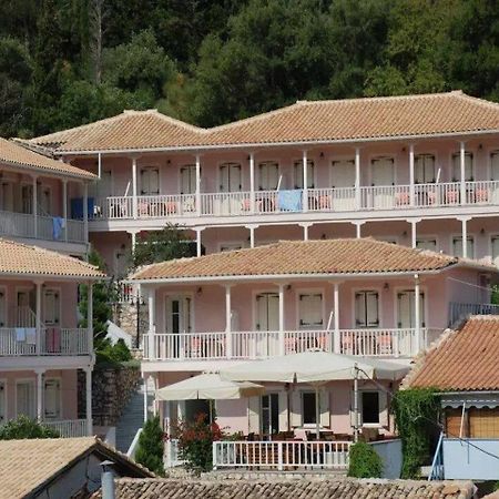Áyios Nikítas Ionis Hotel מראה חיצוני תמונה