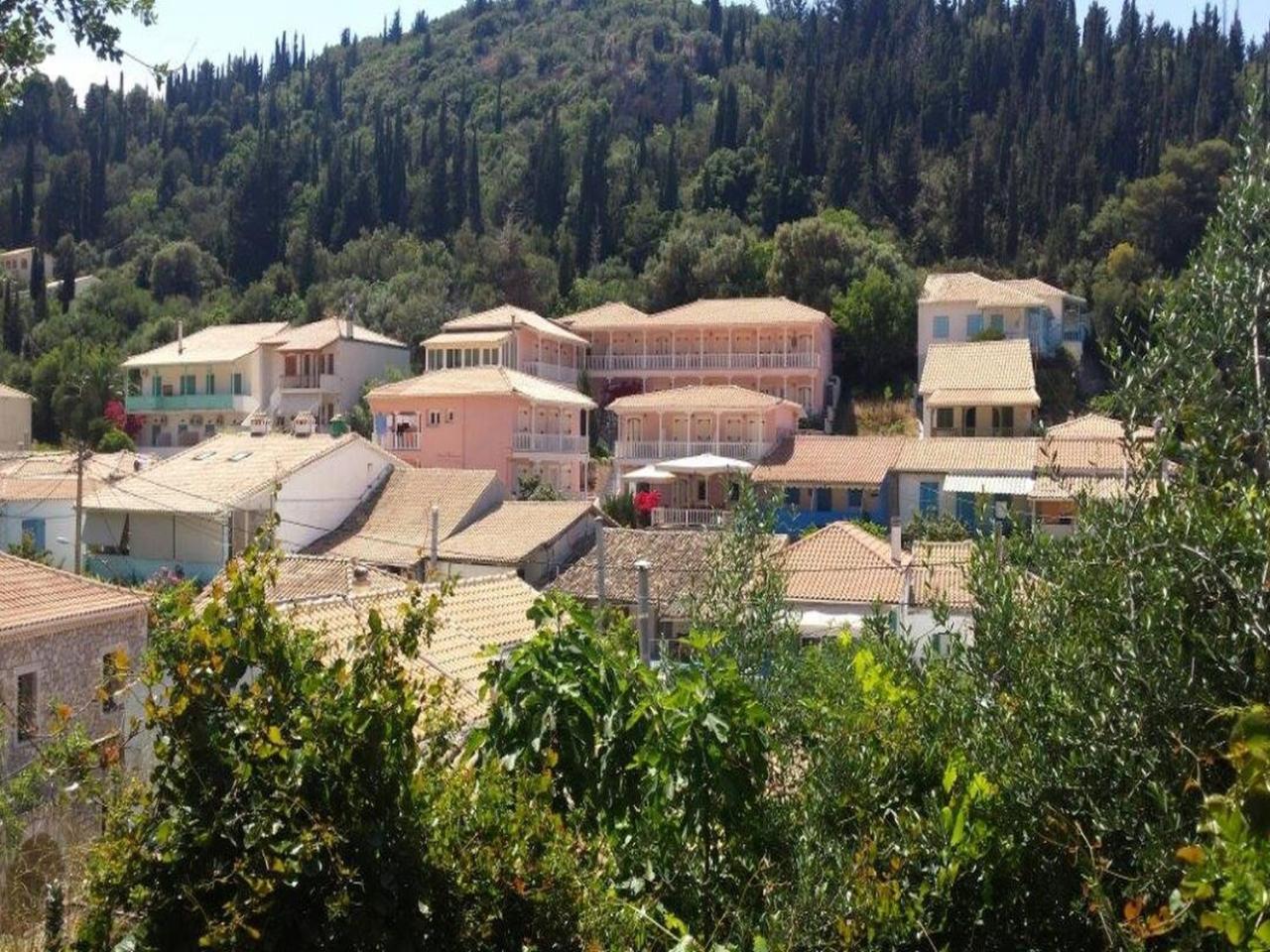 Áyios Nikítas Ionis Hotel מראה חיצוני תמונה